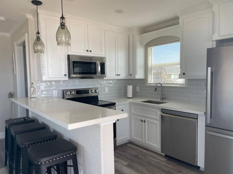 Surfside Beachfront Luxe Buitenkant foto